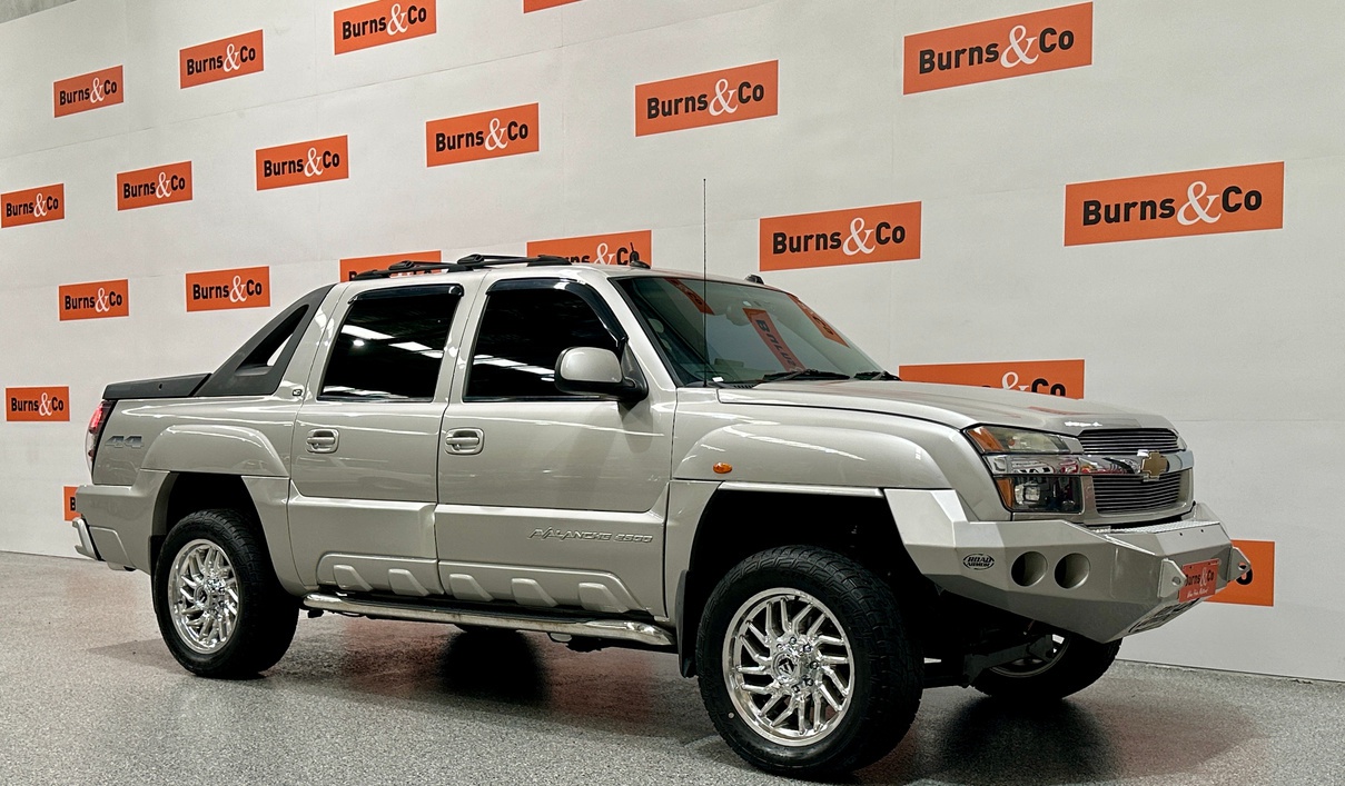 2003 Chevrolet Avalanche 4x4 5.3L V8 Utility
