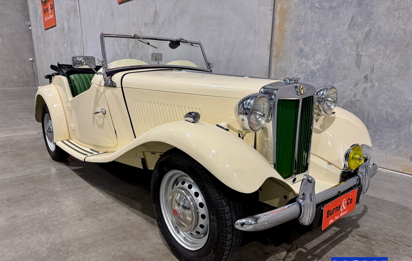1950 MG TD 4 Cylinder Manual Roadster - Vehicle image